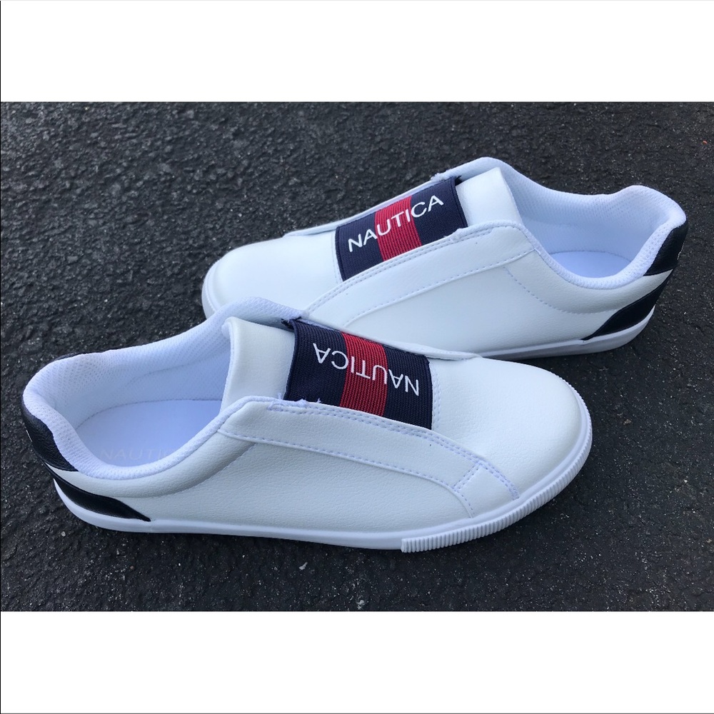 New Nautica Women’s Slip On Sneakers